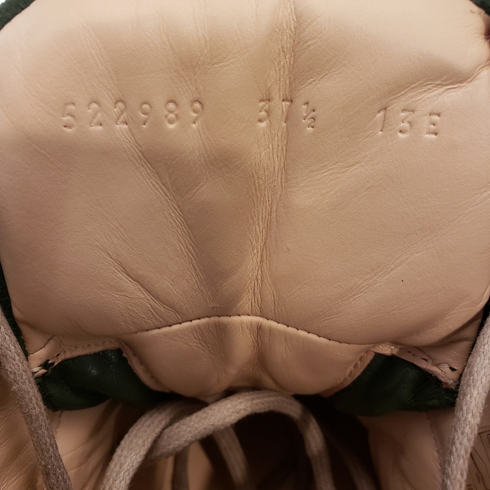 Authentic Gucci boots - Picture 4 of 9